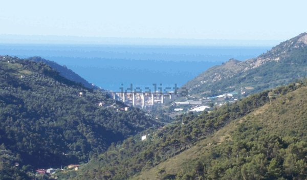 casa indipendente in vendita a Perinaldo