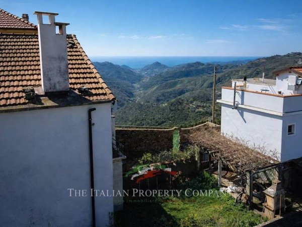 casa indipendente in vendita a Perinaldo