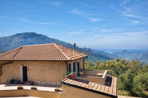 casa indipendente in vendita a Perinaldo