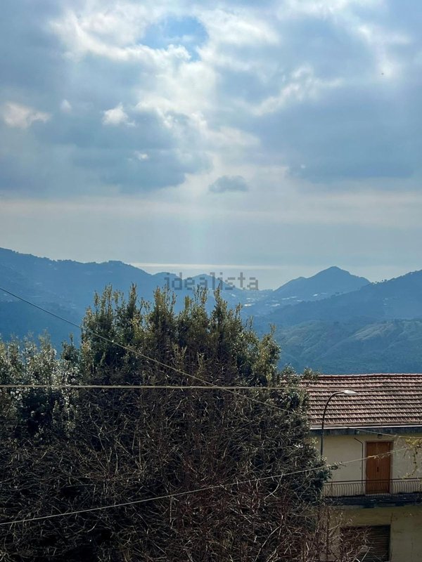 appartamento in vendita a Perinaldo in zona Suseneo