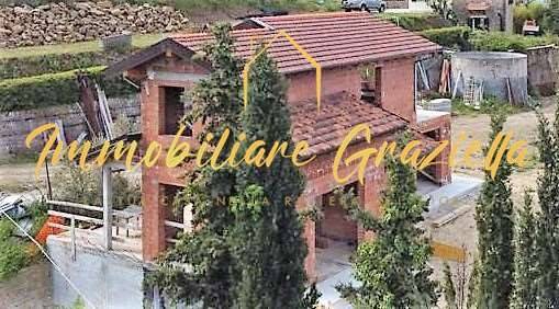 casa indipendente in vendita a Perinaldo
