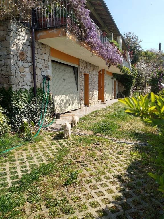 casa indipendente in vendita a Perinaldo