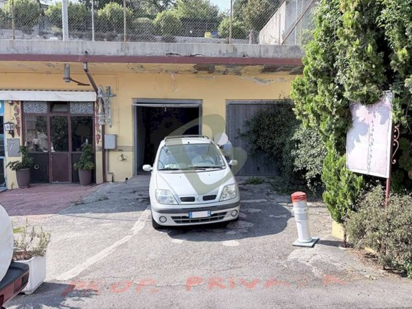 box auto in vendita a Perinaldo
