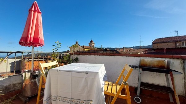 pentavano in vendita a Pietrabruna