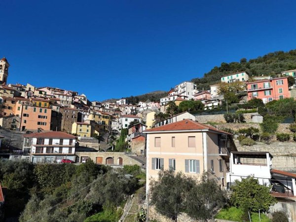 appartamento in vendita a Pietrabruna