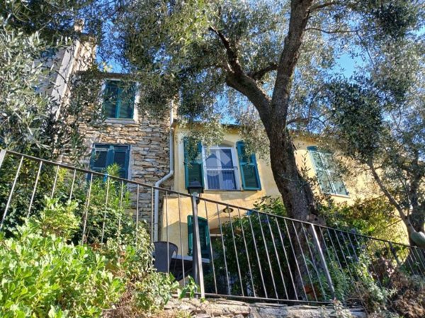 appartamento in vendita a Pietrabruna