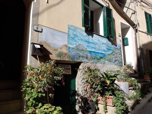 appartamento in vendita a Pietrabruna