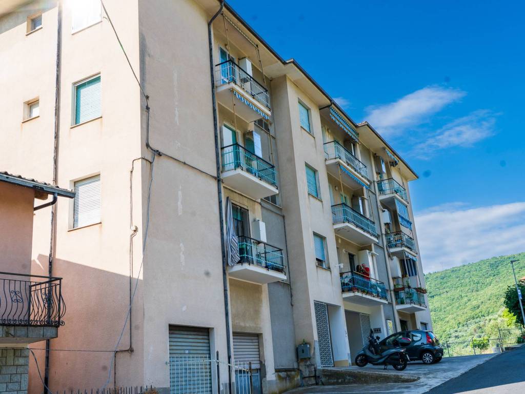 appartamento in vendita a Pietrabruna