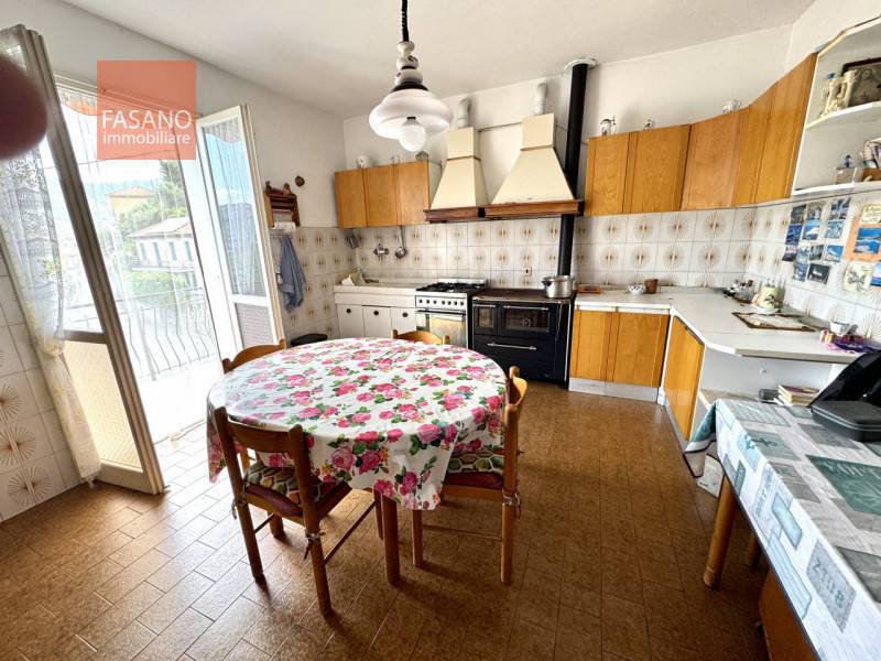 appartamento in vendita a Pietrabruna