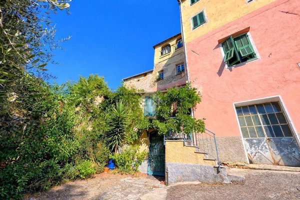 appartamento in vendita a Pietrabruna in zona Torre Papone