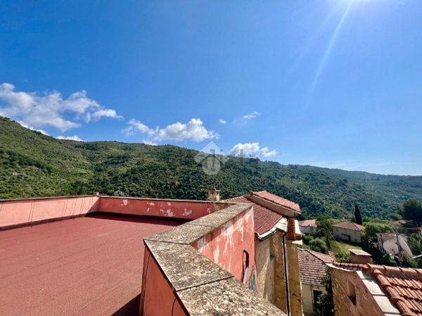 appartamento in vendita a Pietrabruna in zona Torre Papone