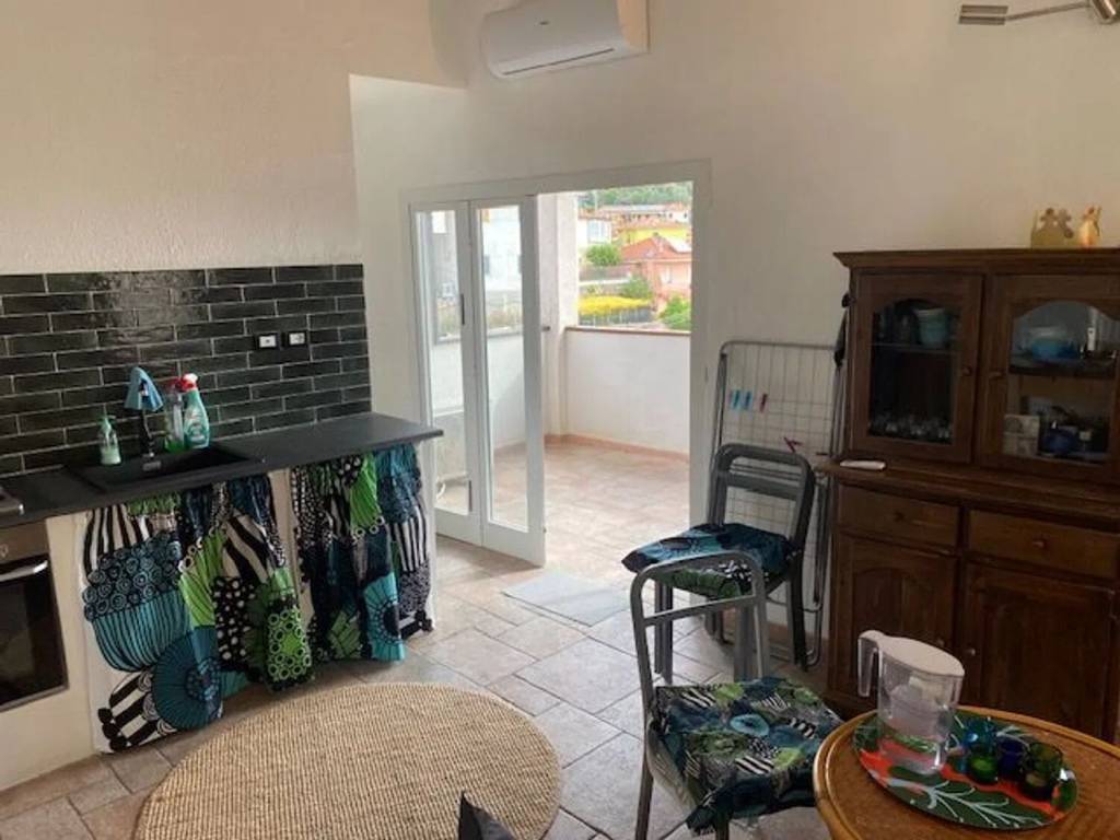 casa indipendente in vendita a Pietrabruna