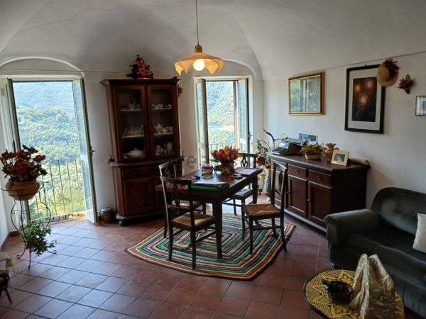 appartamento in vendita a Pietrabruna in zona Boscomare