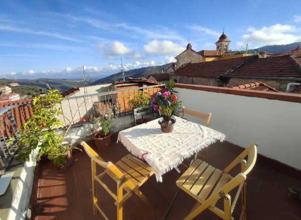 appartamento in vendita a Pietrabruna