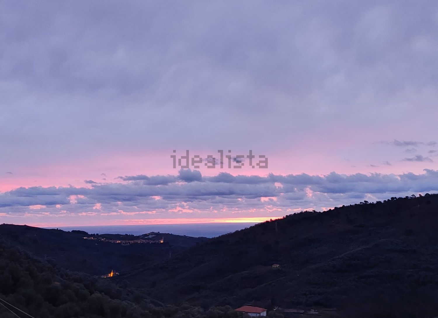casa indipendente in vendita a Pietrabruna