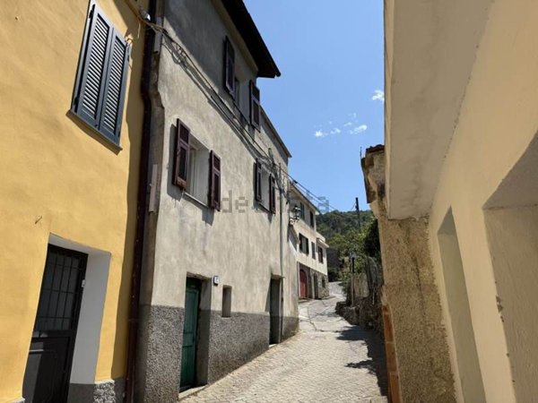 casa indipendente in vendita a Pietrabruna in zona Boscomare