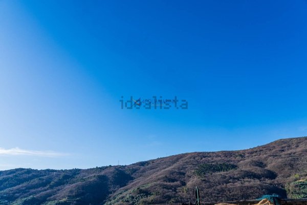 casa indipendente in vendita a Pietrabruna