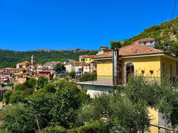 appartamento in vendita a Pietrabruna