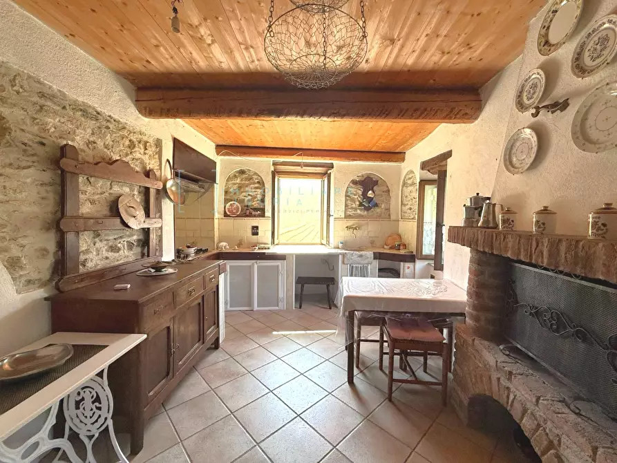 casa indipendente in vendita a Pieve di Teco in zona Acquetico