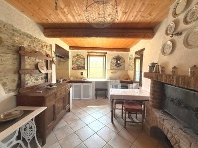 casa indipendente in vendita a Pieve di Teco in zona Acquetico