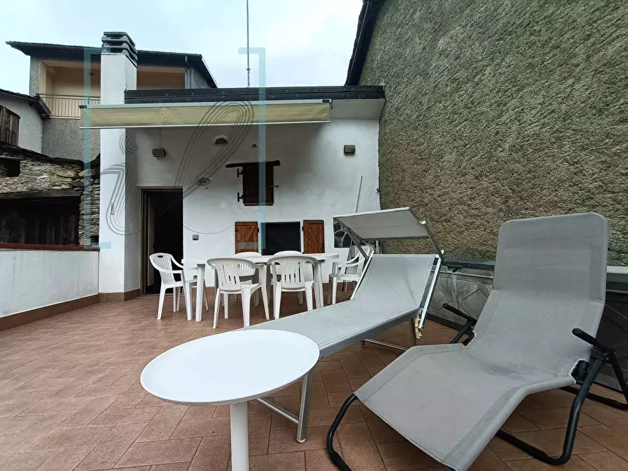 casa indipendente in vendita a Pieve di Teco in zona Acquetico