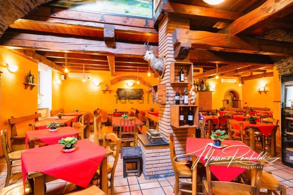 negozio in vendita a Pieve di Teco