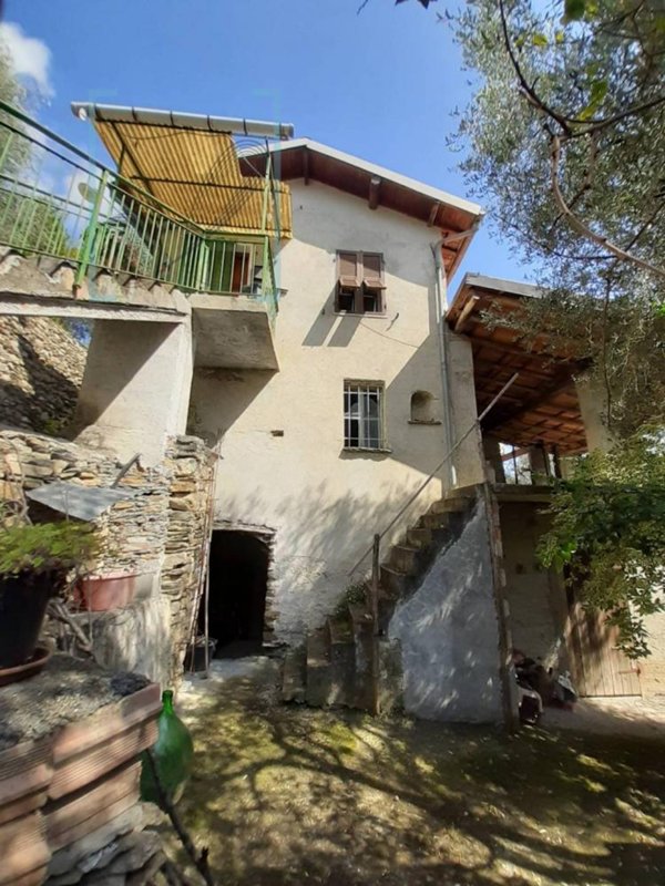casa semindipendente in vendita a Pieve di Teco in zona Nirasca