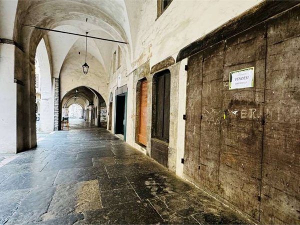 negozio in vendita a Pieve di Teco