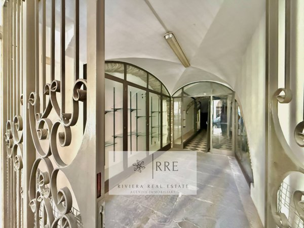 negozio in vendita a Pieve di Teco