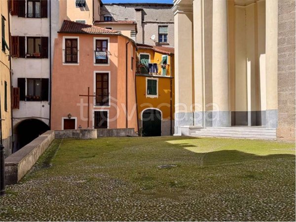 casa indipendente in vendita a Pieve di Teco