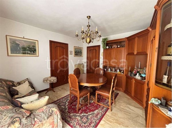 casa indipendente in vendita a Pieve di Teco