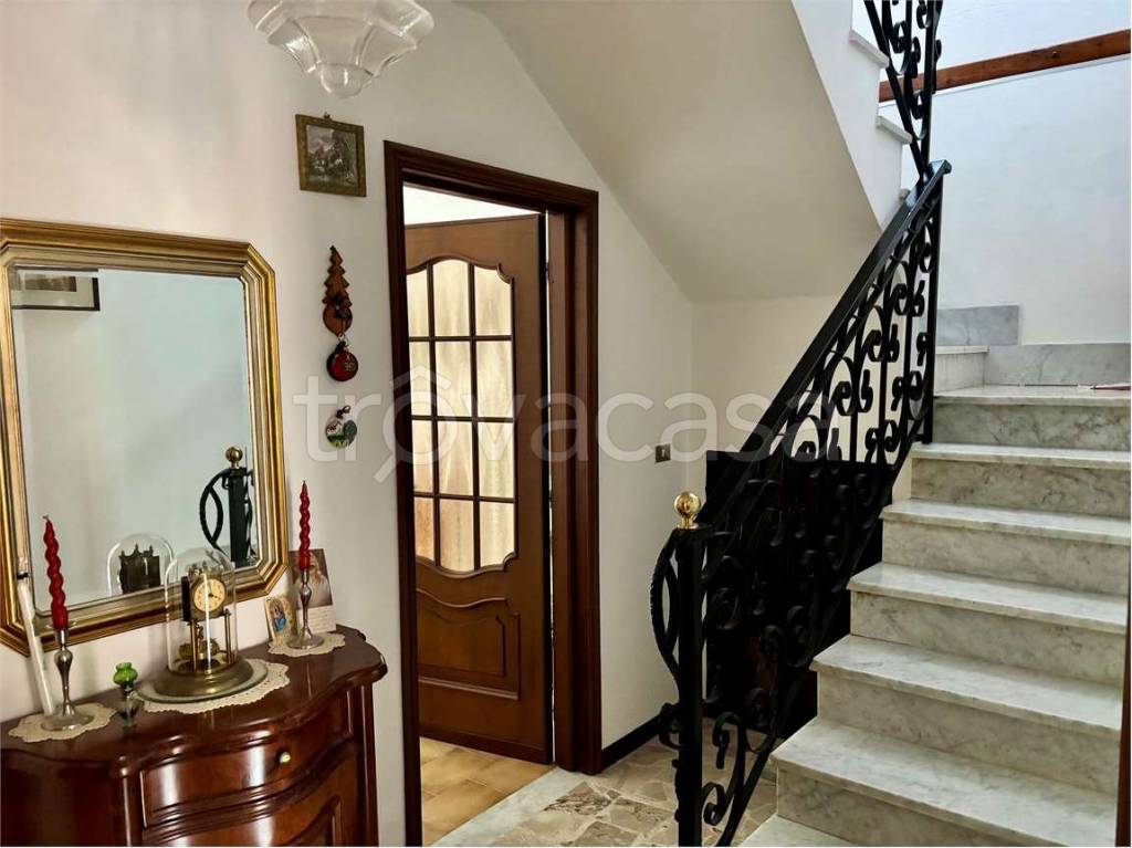 casa indipendente in vendita a Pieve di Teco