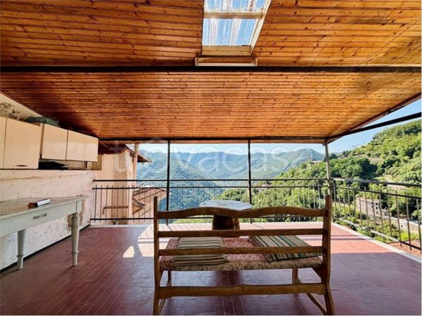 casa indipendente in vendita a Pieve di Teco in zona Calderara