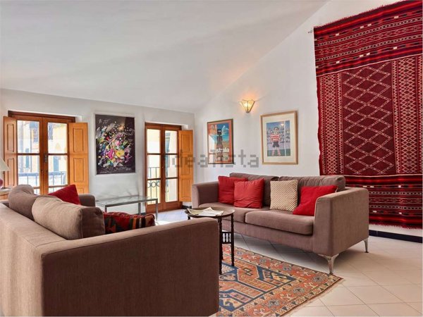 casa indipendente in vendita a Pieve di Teco