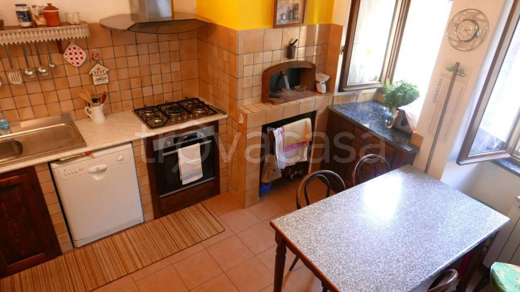 casa indipendente in vendita a Pigna