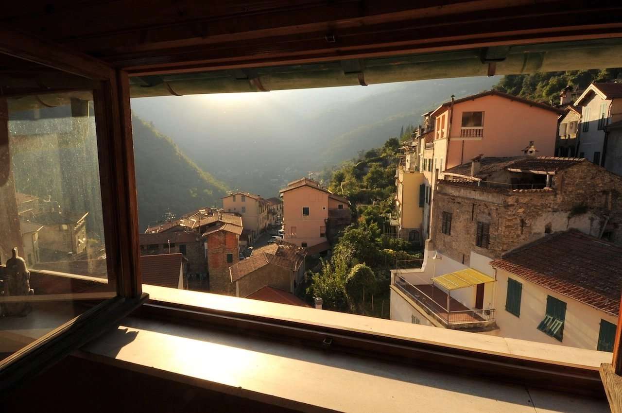 casa indipendente in vendita a Pigna