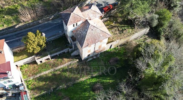 casa indipendente in vendita a Pigna