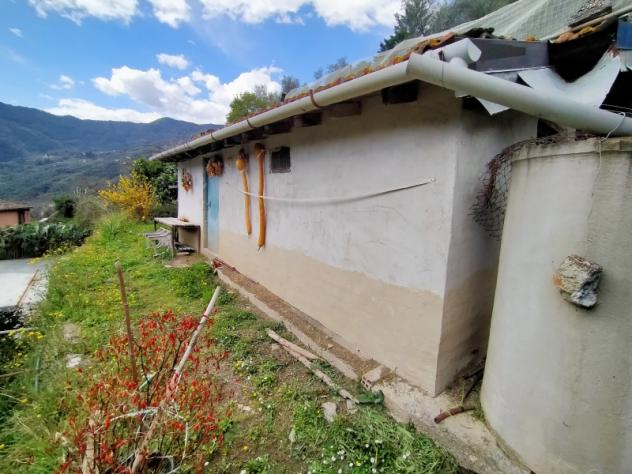 locale di sgombero in vendita a Pigna