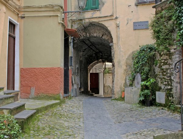 appartamento in vendita a Pigna