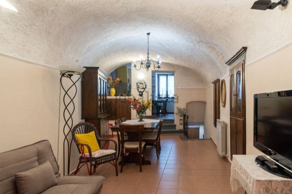 appartamento in vendita a Pigna