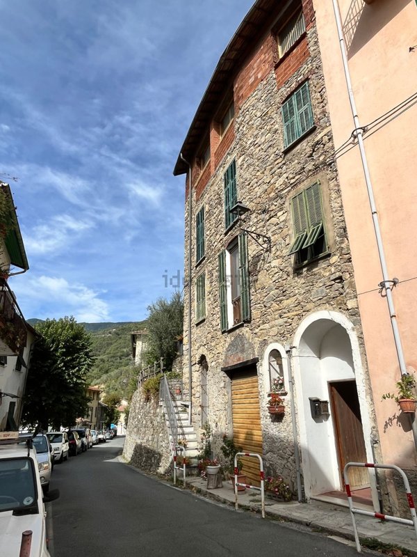 appartamento in vendita a Pigna