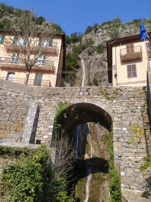 appartamento in vendita a Pigna