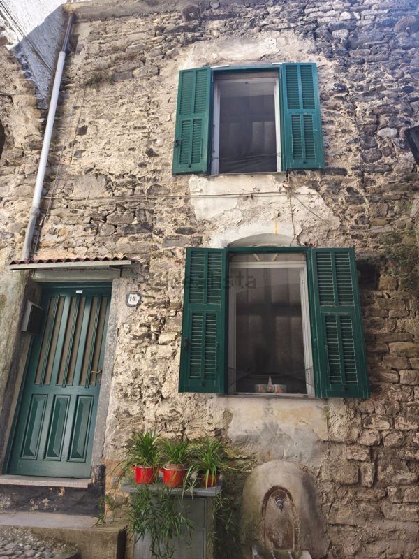 appartamento in vendita a Pigna