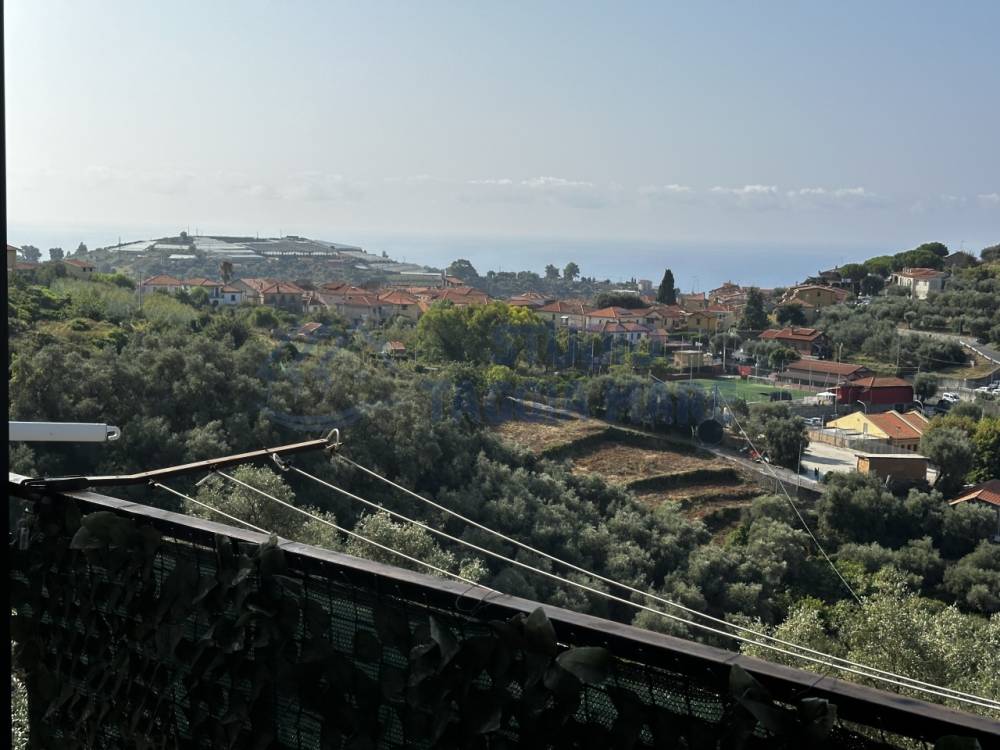 appartamento in vendita a Pompeiana