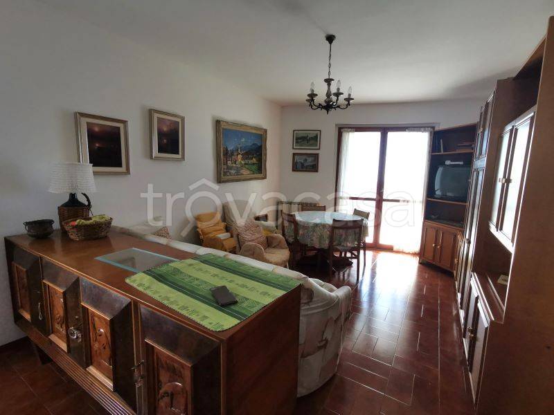 appartamento in vendita a Pompeiana