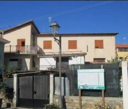 appartamento in vendita a Pompeiana