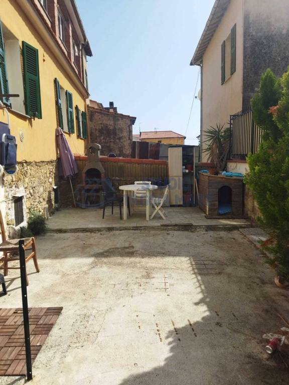 appartamento in vendita a Pompeiana