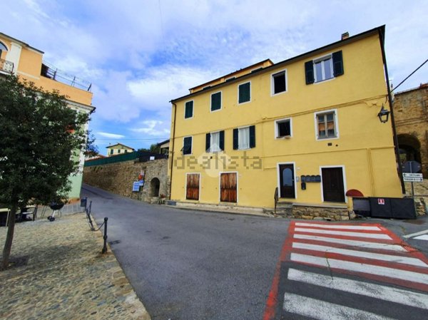 appartamento in vendita a Pompeiana