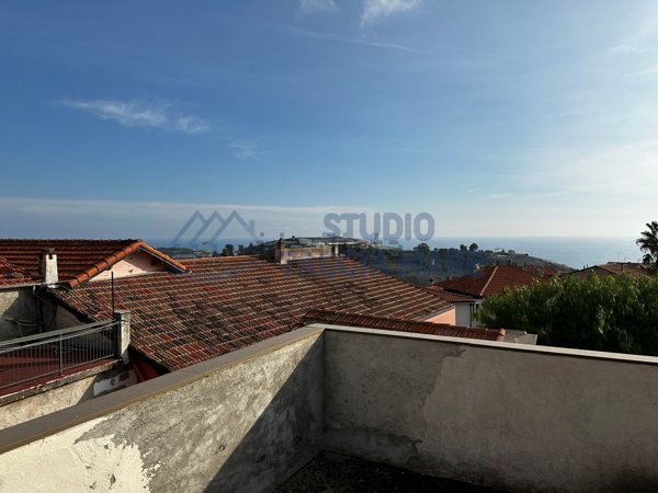 casa indipendente in vendita a Pompeiana