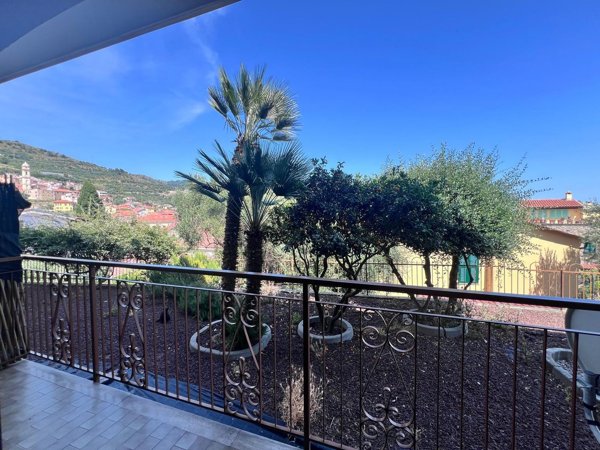 appartamento in vendita a Pompeiana